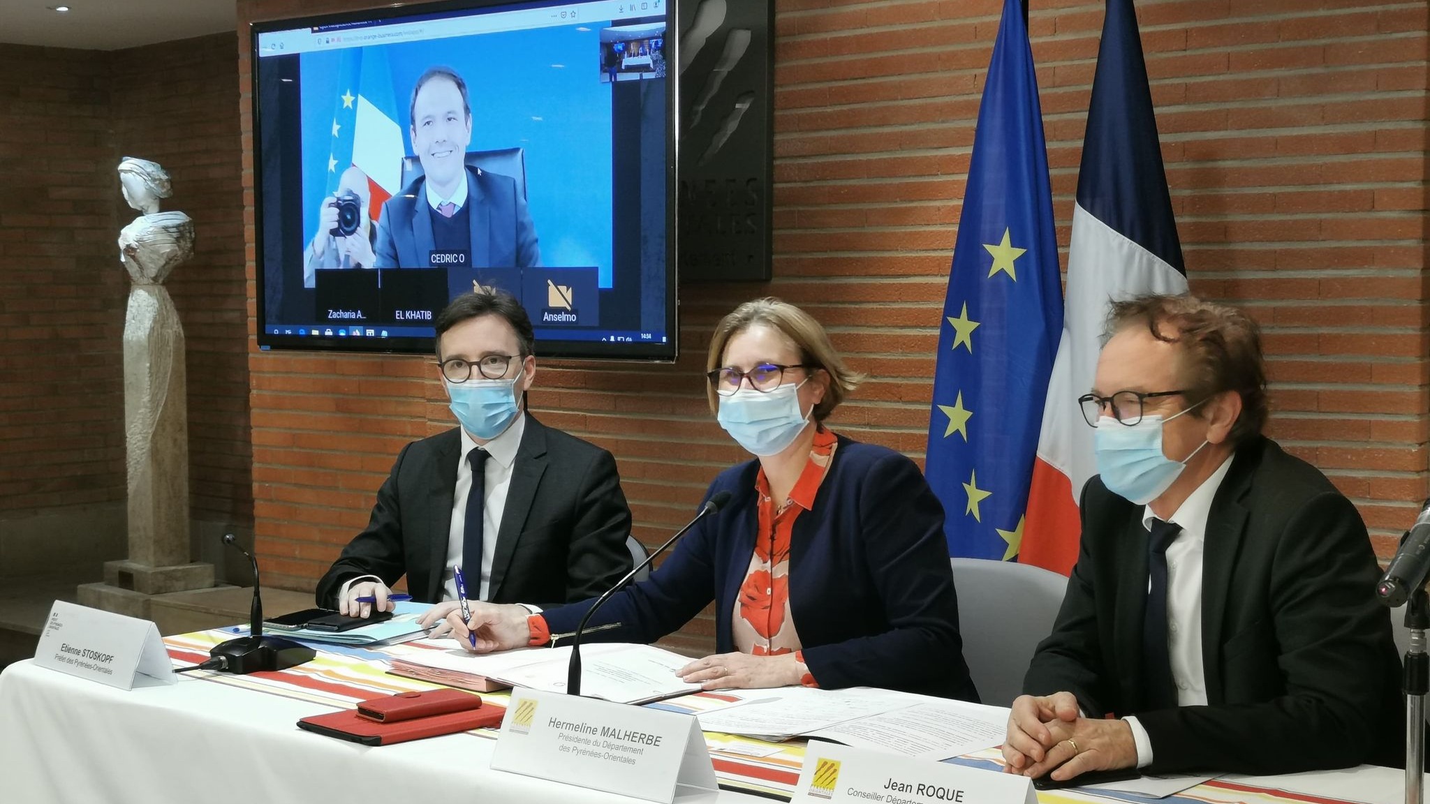 Pyrénées-Orientales : signature du contrat de financement "France...